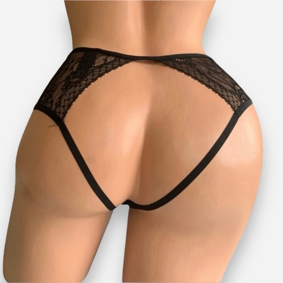Victoria’s Secret Cheeky Panty Small New - Picture 3 of 5